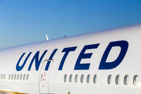 United Airlines Raises Full-Year Earnings Outlook, Flags $6 Billion in Additional Fuel Costs Amid Rising Oil Prices
