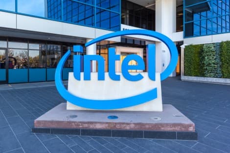 Intel Tops Quarterly Estimates as Data Center Boost Drives Fastest Revenue Growth in 15 Years