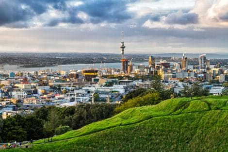 New Zealand Sees Sharp Rise in International Airfares in August