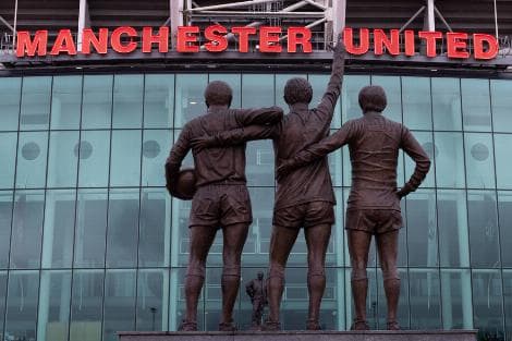 Manchester United Raises Revenue Guidance, Swings to Quarterly Profit; Shares Soar