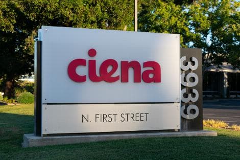 Ciena Lifts Fiscal 2026 Revenue Outlook as Third-Quarter Results Top Street Views