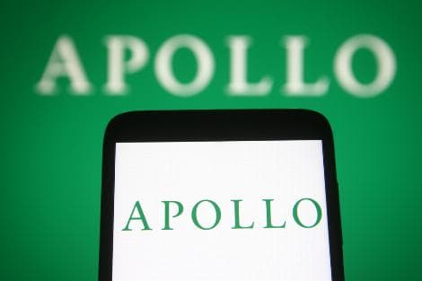 Apollo Global Caps Private Credit Fund Withdrawals as Requests Spike