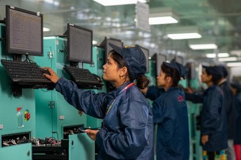 India's Services Growth Hits Six-Month High in May, Final PMI Shows