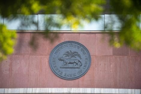 India Keeps Repo Rate at 5.25%, Lifts Inflation Outlook