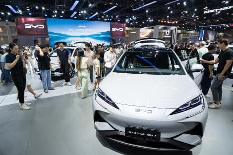 BYD's First-Half Profit Falls on Lower NEV Business, FX Losses