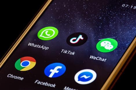 European Commission Orders Meta Platforms to Reinstate WhatsApp Access for Rival AI Chatbots