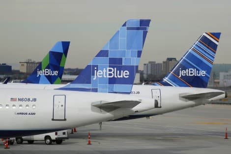 JetBlue Balance Sheet Risks Could Grow as Hormuz Reopening Hopes Dim, Seaport Says in Downgrade
