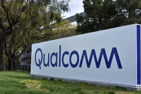 Qualcomm to Supply Customized AI Chips to Amazon Web Services' Data Centers