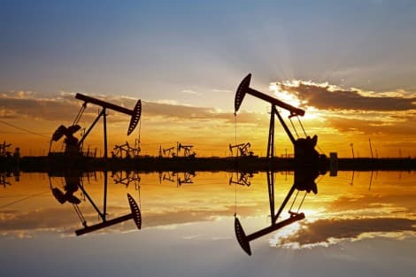 Brent Jumps Past $100 Amid Widening Middle East War