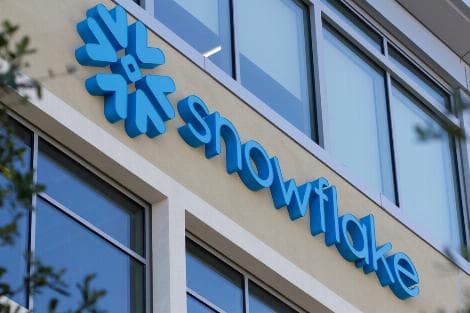 Snowflake Faces High But 'Achievable' Sales Growth Expectations, UBS Says